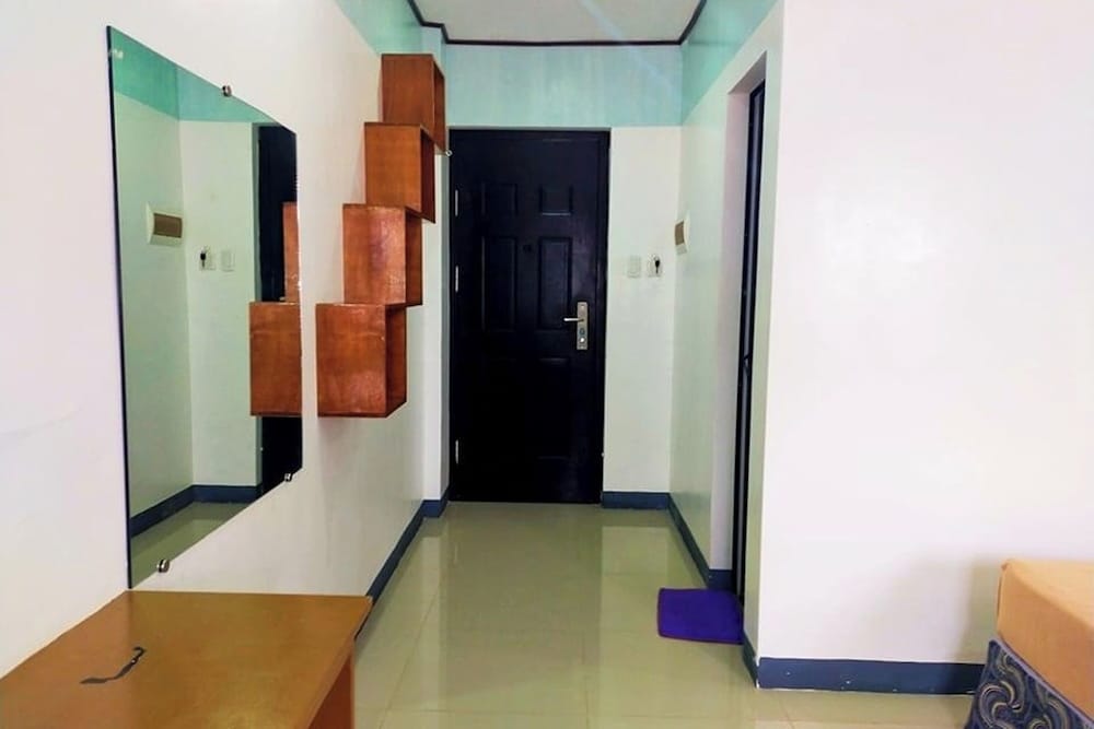 EC Hotel near Laoag Airport by ZUZU 25/34