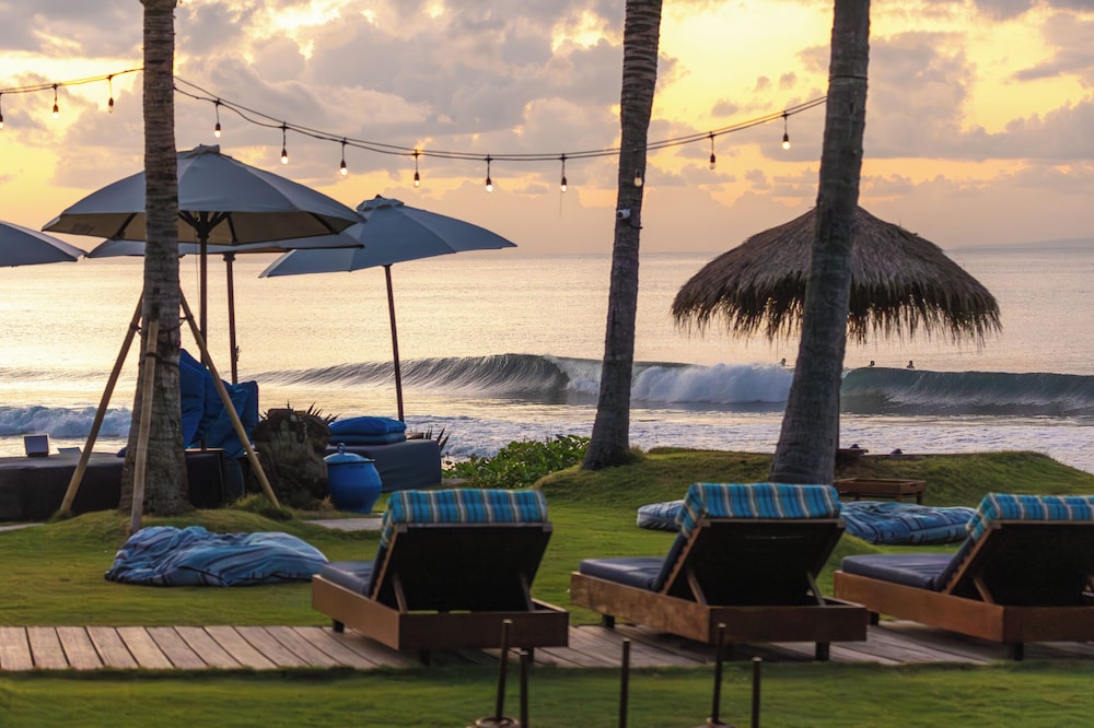 Hotel Komune and Beach Club Bali 69/71