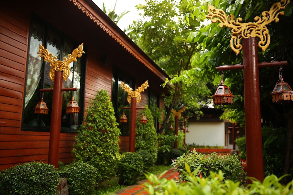 Diana Garden Resort 42/48