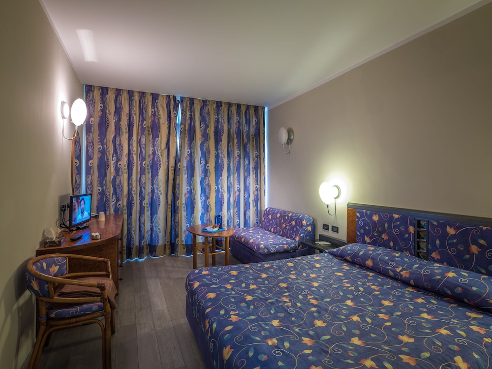Leonardo Da Vinci Hotel 31/73