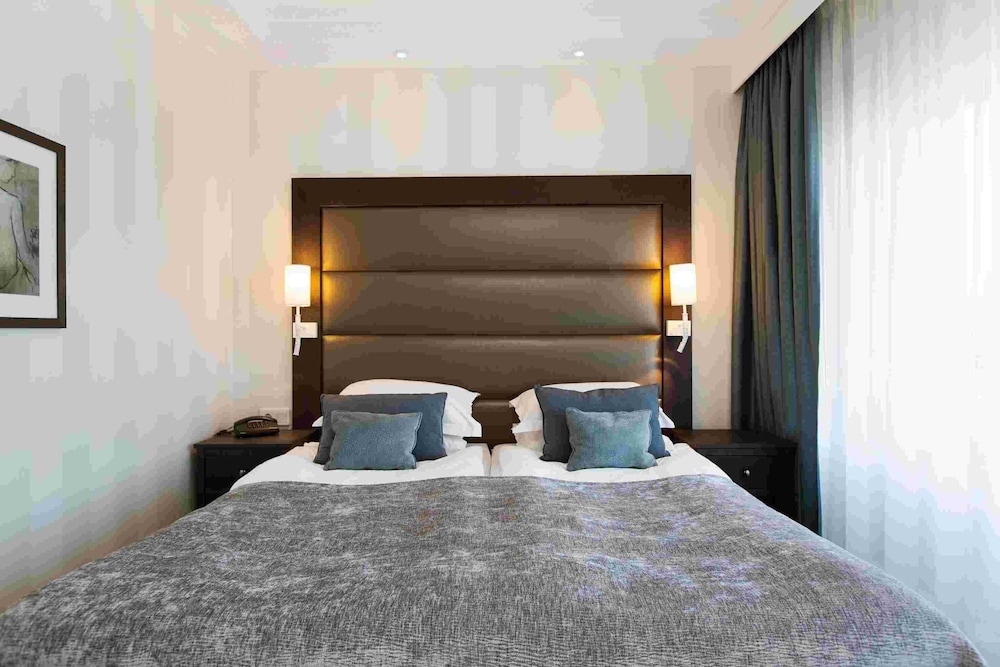 Elite Hotel Marina Plaza 12/50
