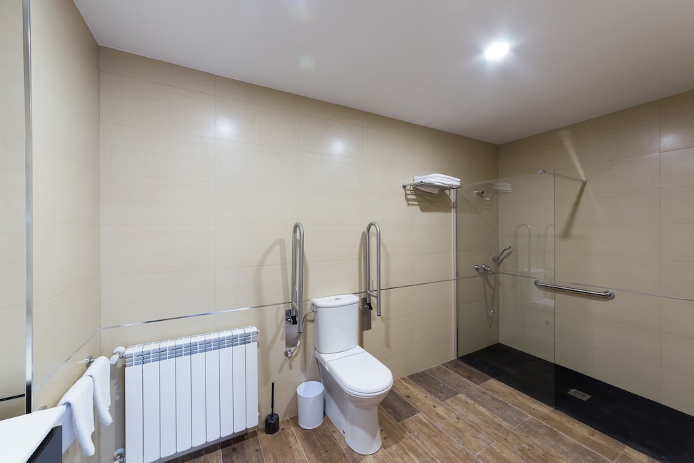 Petit Hotel Goierri 40/43