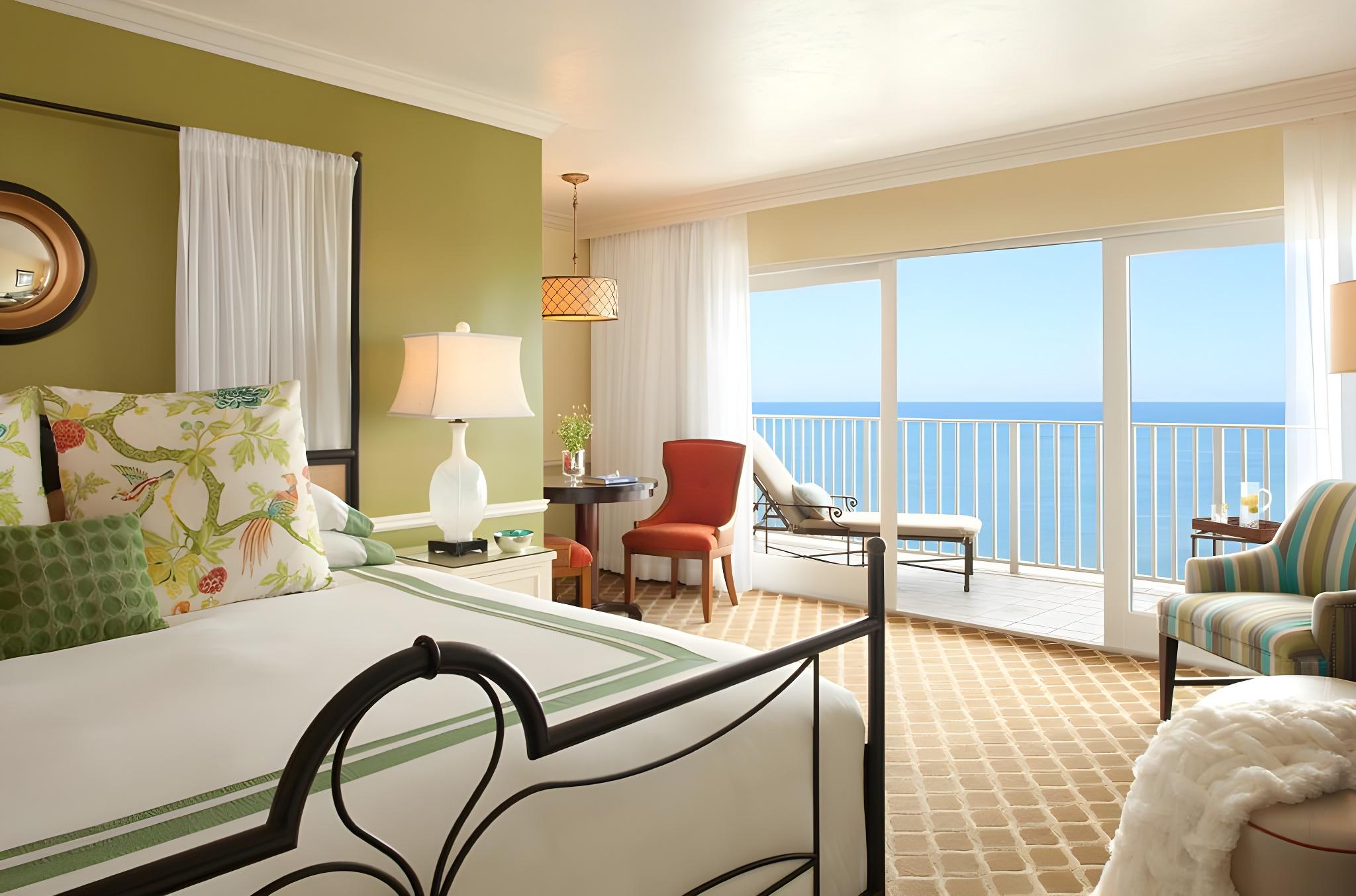 1 Bedroom, Suite, King Bed, Ocean Front