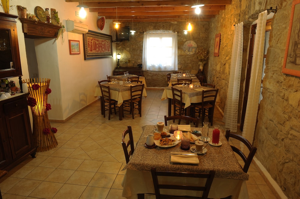 Locanda La Rosa 32/50