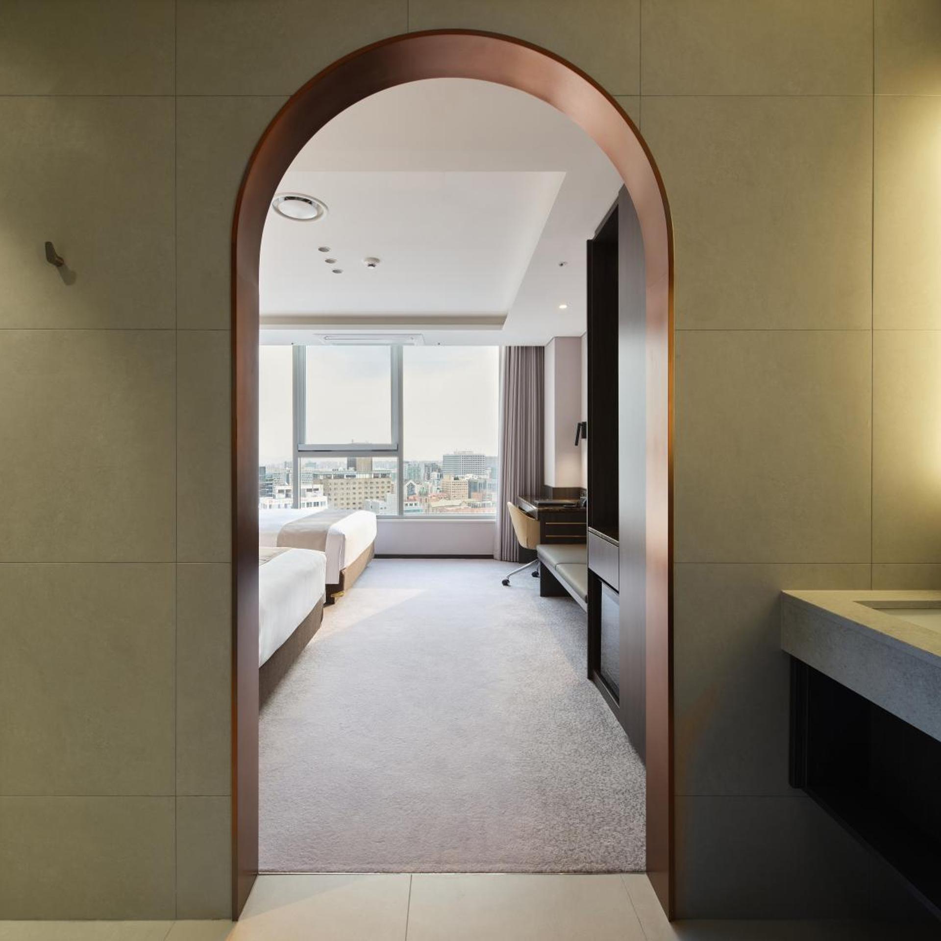 غرفة بريميير عائلية بسريرين منفصلين، Stanford Hotel Myeongdong 6/6