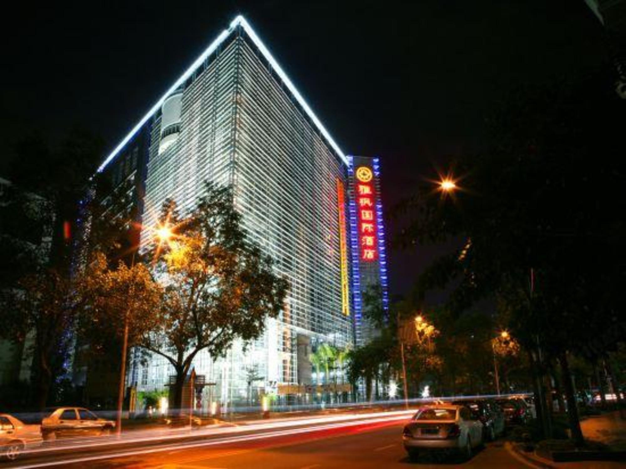 Lafonte International Hotel 4/67
