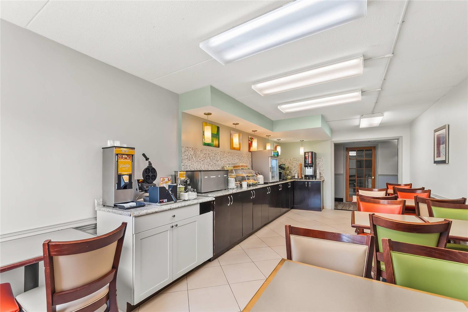 Quality Inn Harpers Ferry - Charles Town 6/12
