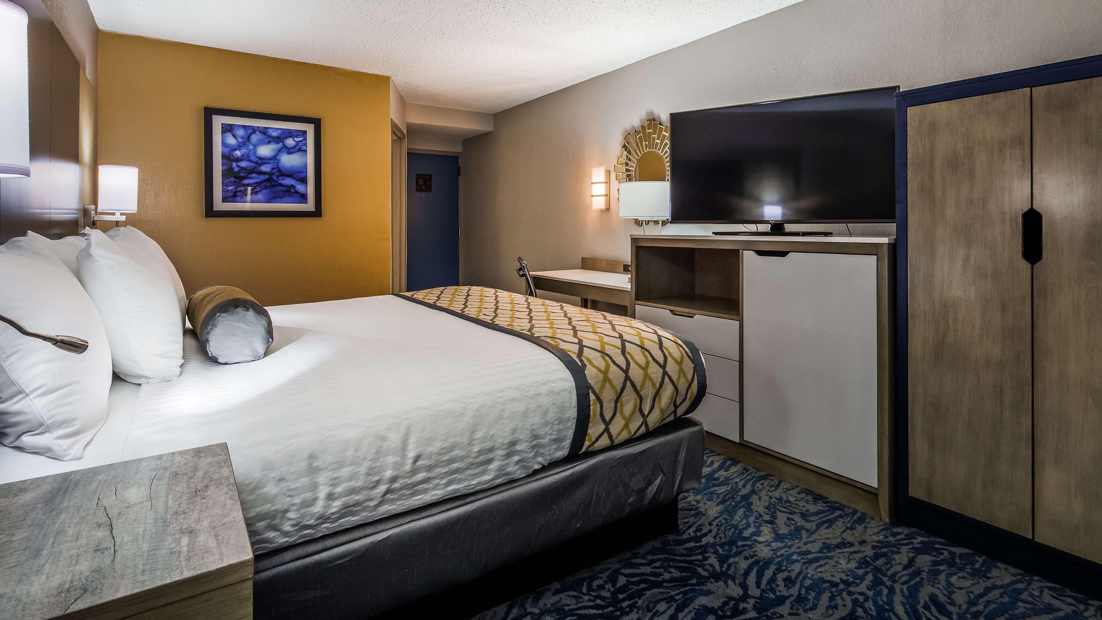 Room, King Bed, Accessible