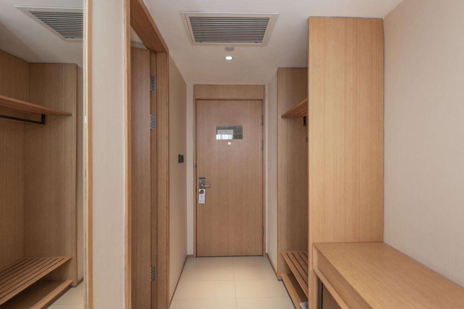 JI Hotel Hangzhou Wulin Square Wenhui Building 30/50