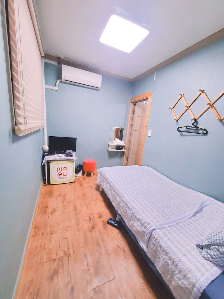 Naru Hostel 25/61