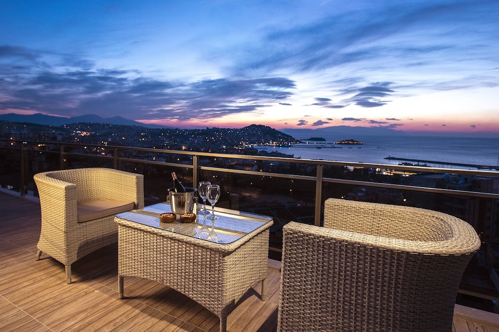 Demir Suit Hotel 19/25