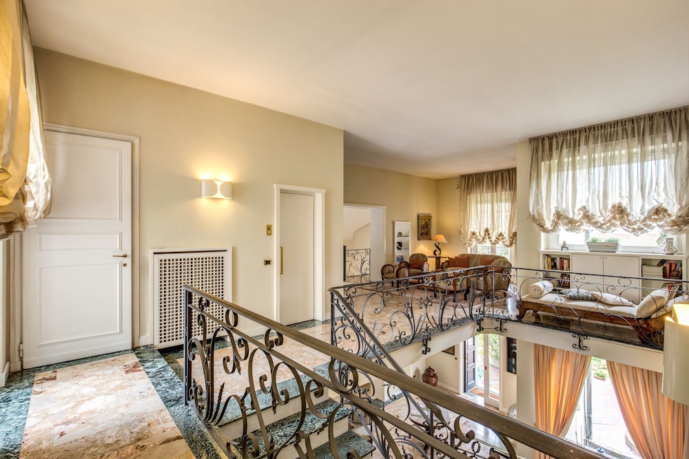 La Gaura Guest House 26/47