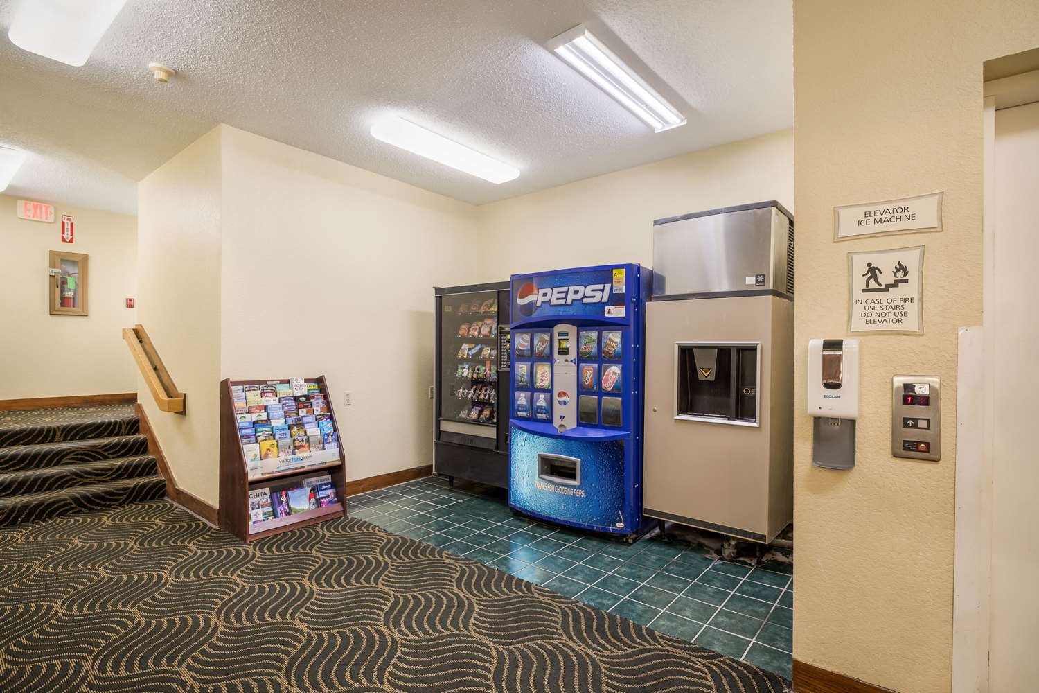 Quality Inn Tulsa Central 42/45