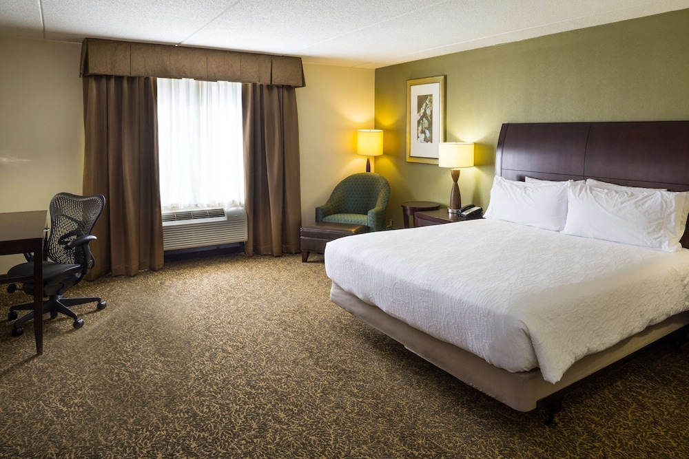 Hilton Garden Inn Hampton Coliseum Central 17/53