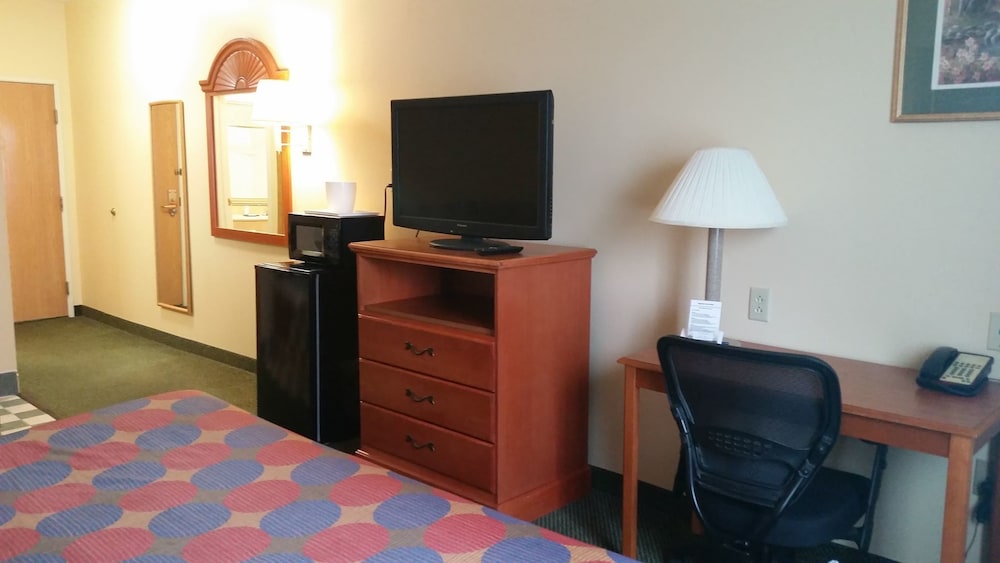 Holiday Inn Express Toledo West Napoleon 31/65