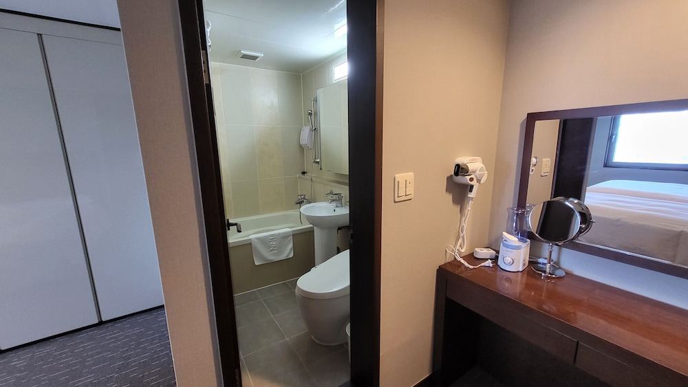 Toyoko Inn Daejeon Government Complex 20/75