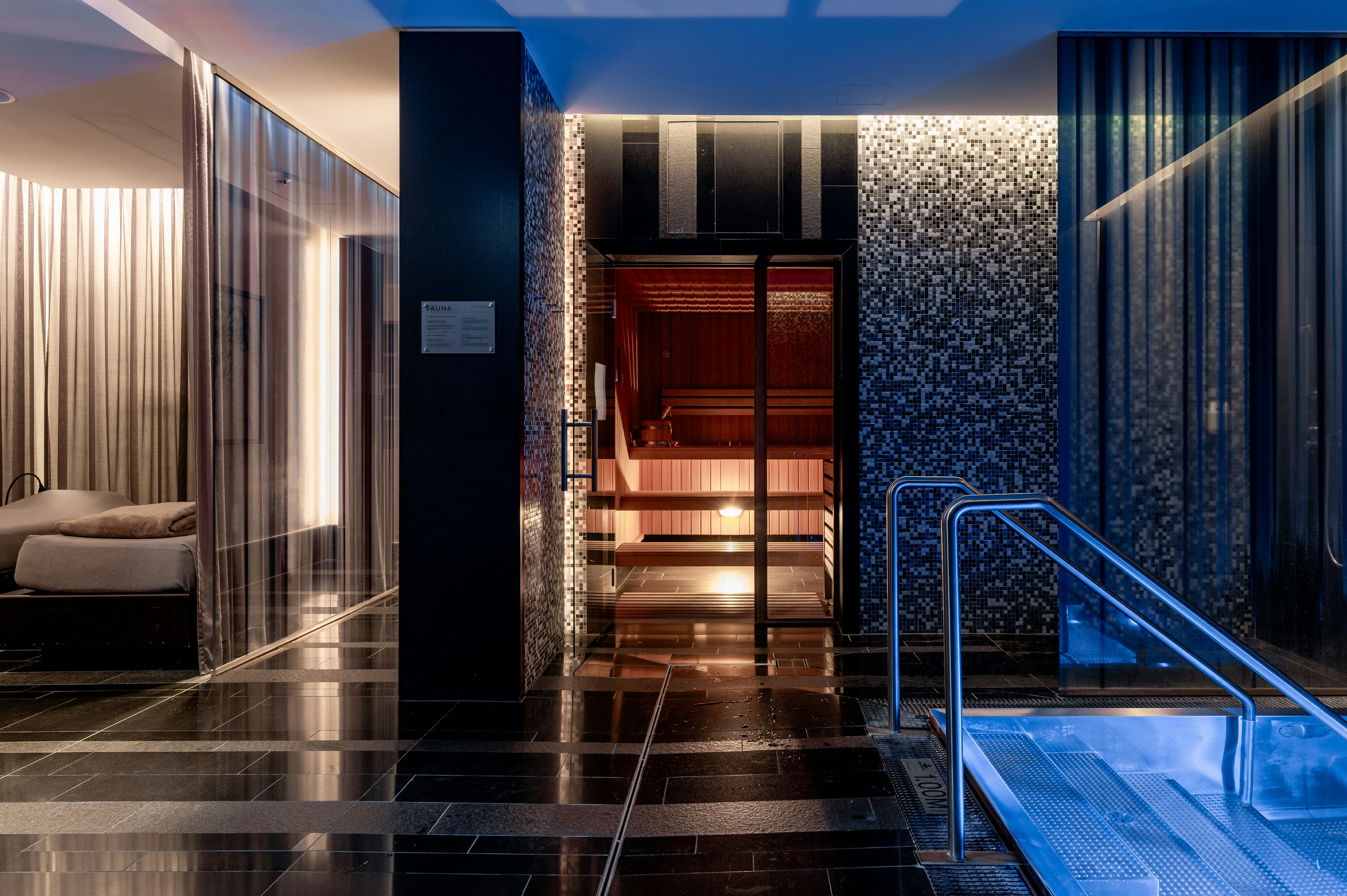 Royal Savoy Hotel and Spa Lausanne 39/84