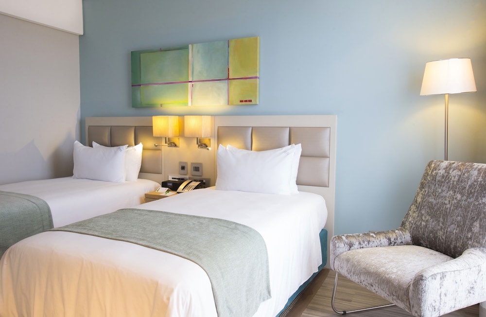 Holiday Inn Mauritius Mon Tresor 29/78