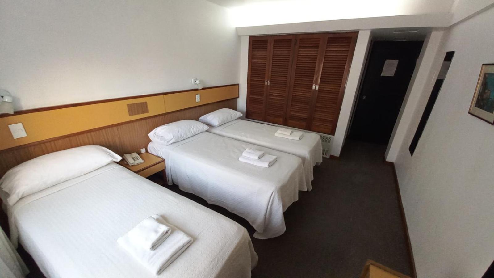 Costanera Hotel 5/52