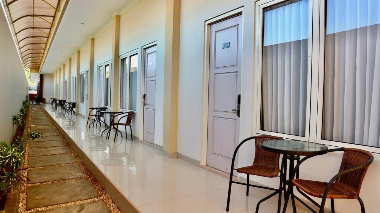 El Malik Hotel Sumenep 21/28