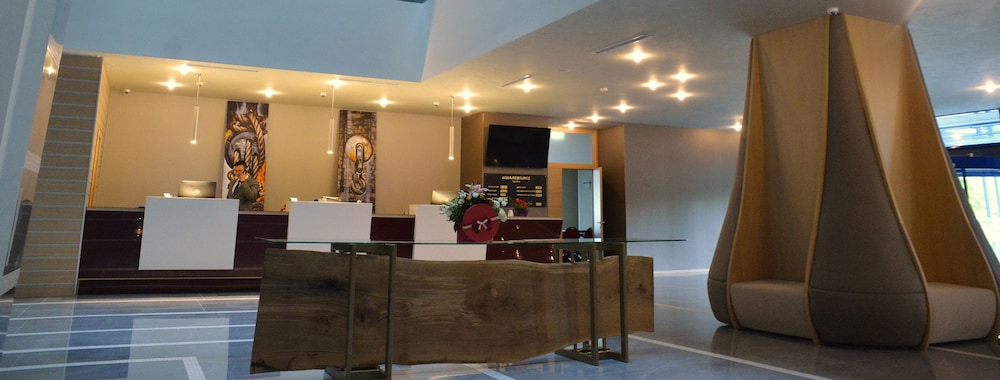 Ramada by Wyndham Constanta 12/51