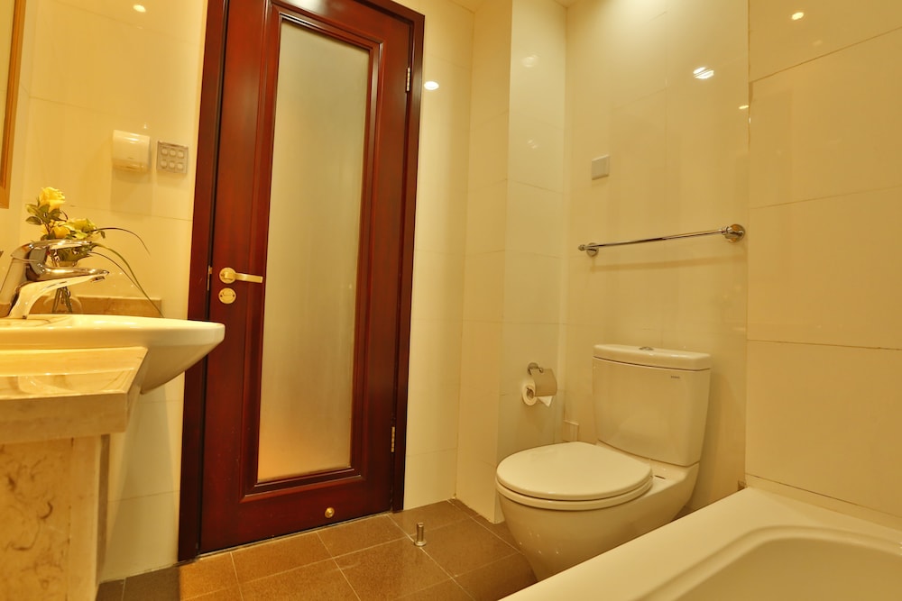 Rayfont Downtown Hotel Shanghai 25/28
