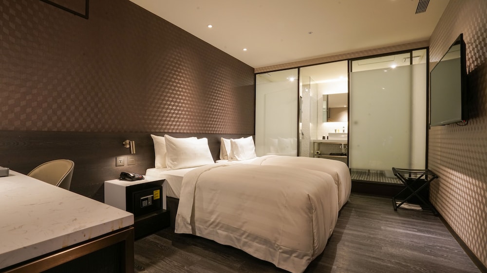 Inner, Soho, Superior, Twin Beds, No Window