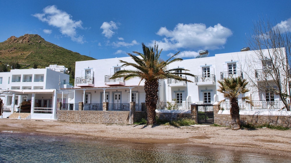 Silver Beach 35/44