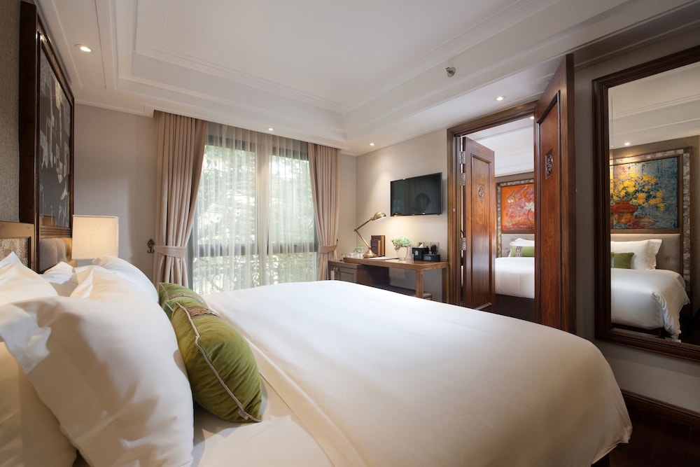 Peridot Gallery Classic Boutique Hotel 7/60