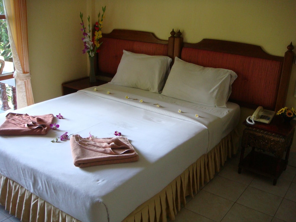 BAAN KARON HILL PHUKET RESORT 25/53