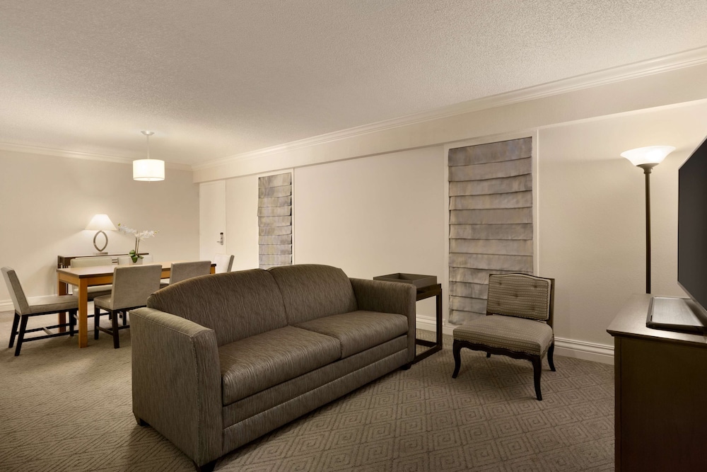 Embassy Suites by Hilton Boca Raton 31/60