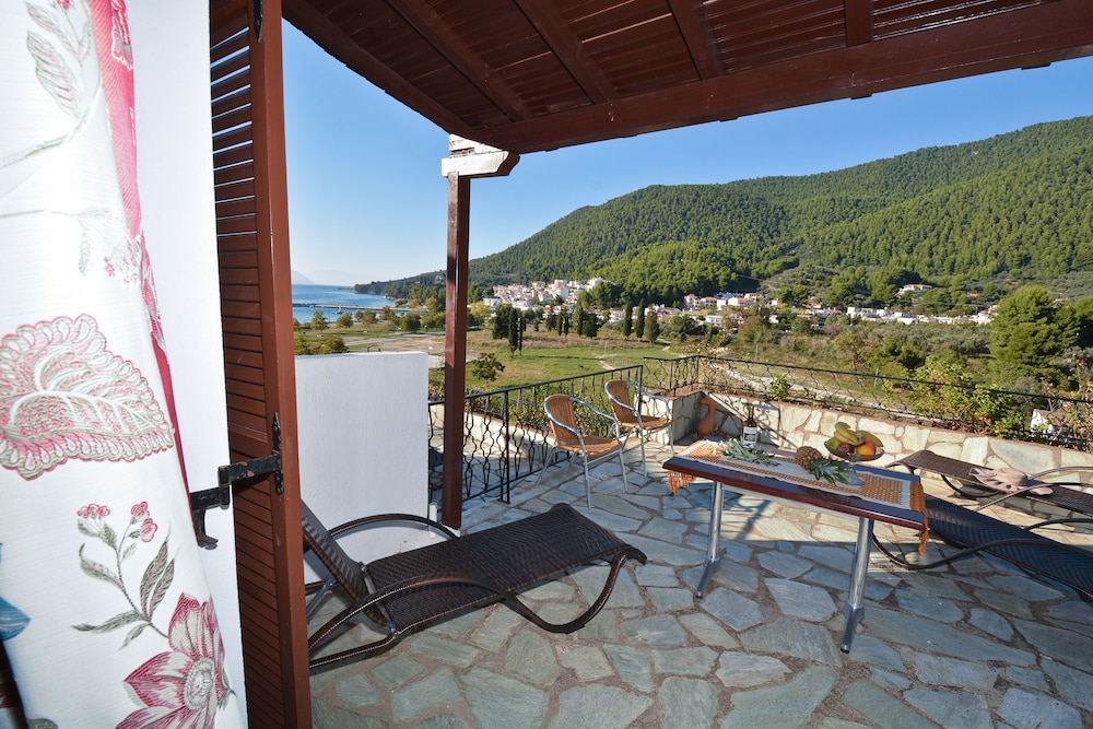 Hovolo Hotel Apartments 17/50