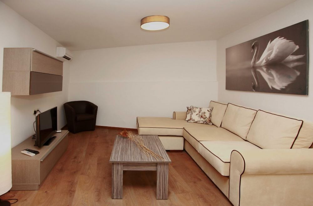 Katrin Suites - Adults Only 27/50