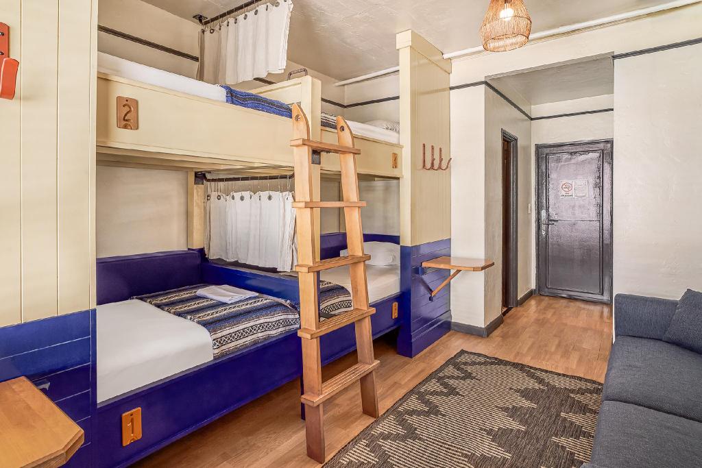 Private Quad