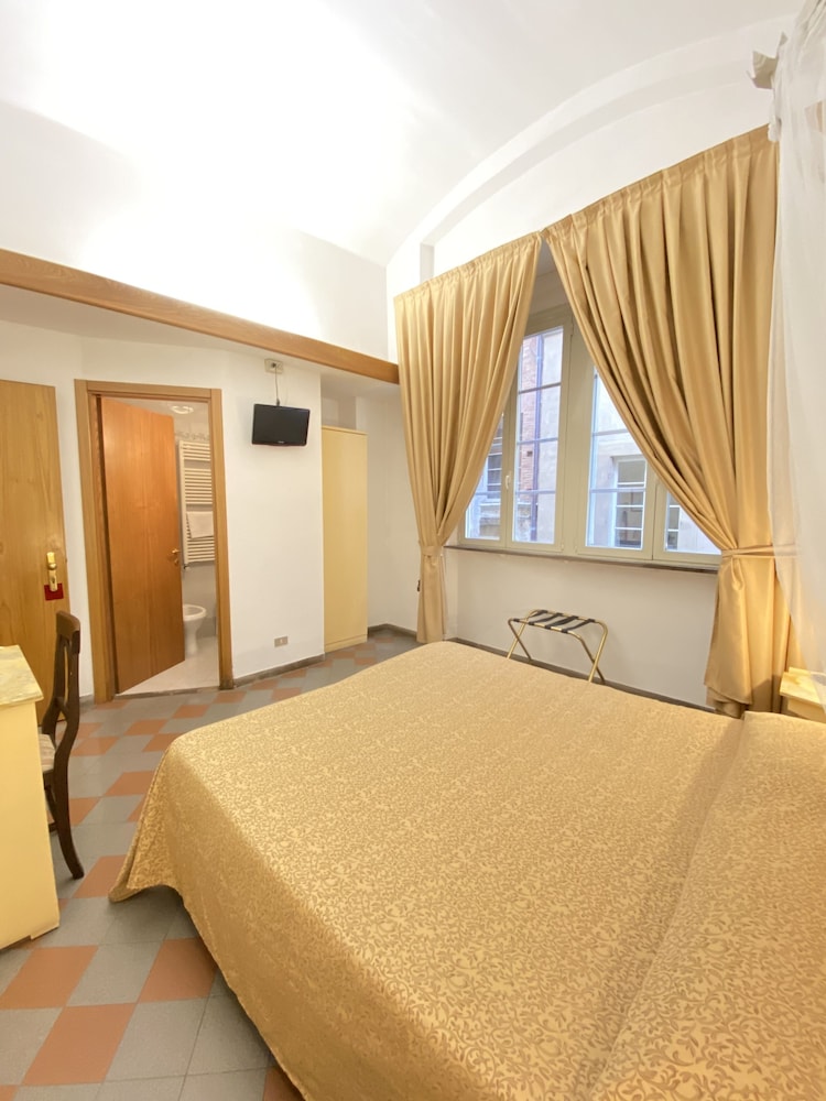 Piccolo Hotel Etruria 17/69