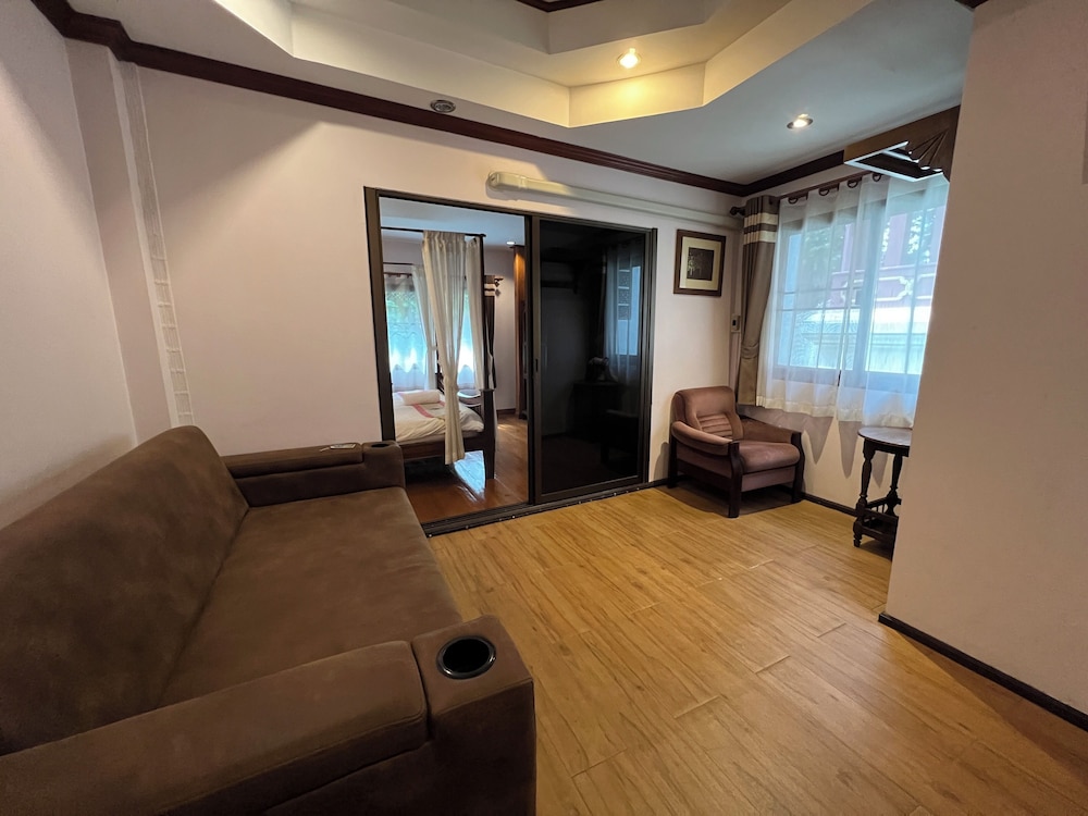 Pha Thai House 34/50