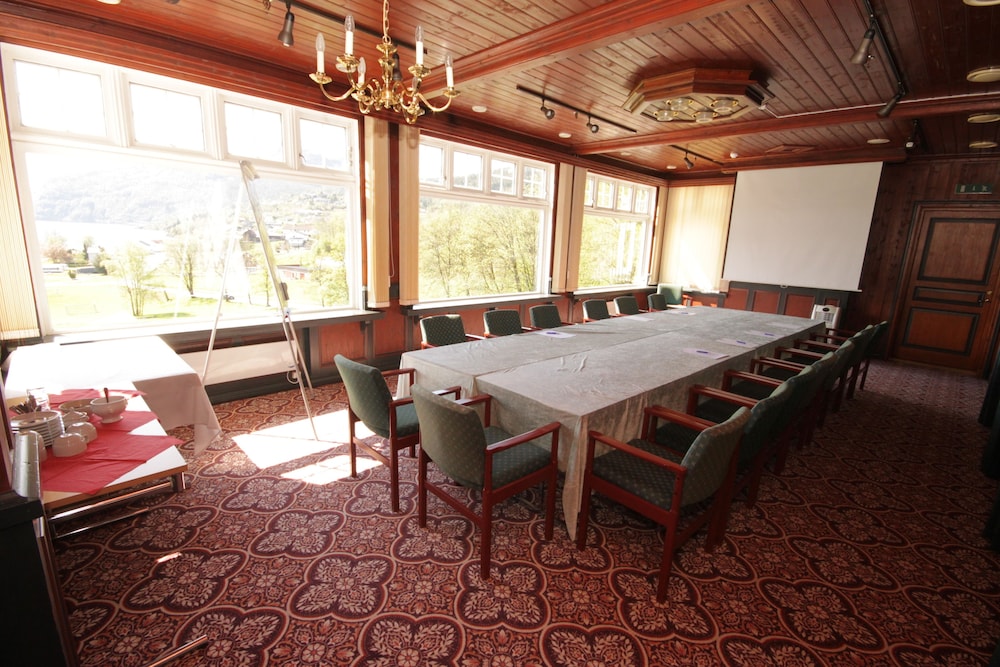 BEST WESTERN SAUDA FJORDHOTELL 26/50