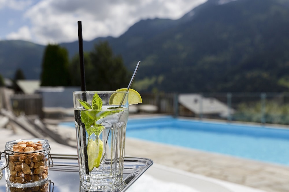 Chalet-Hotel La Ferme du Chozal, The Originals Relais (Hotel-Chalet de Tradition) 30/69