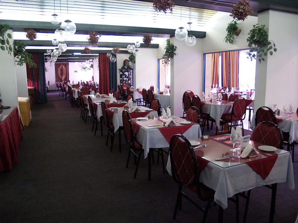 restaurant-cafeteria