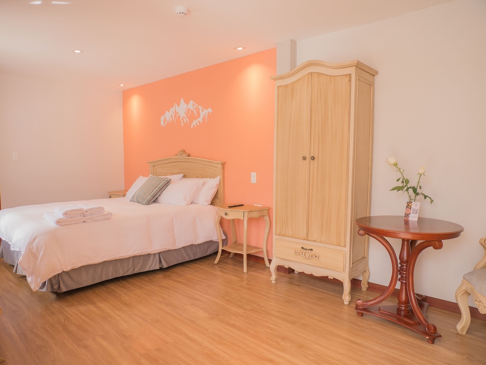 Boutique Hotel Casona D Alameda 12/63