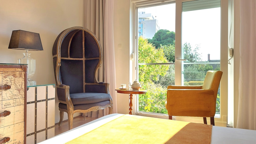 Refresh Boutique Apartments 29/50