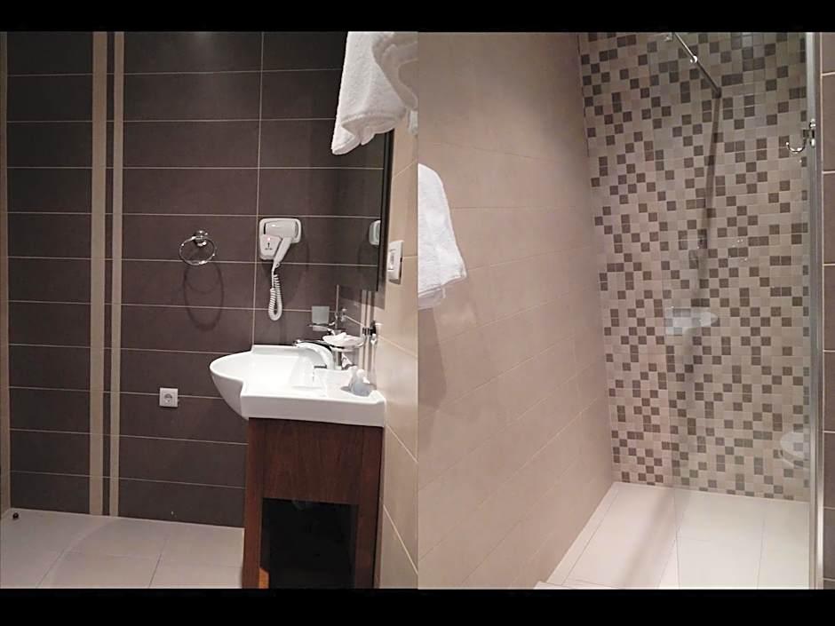 Emka Hotel 32/32