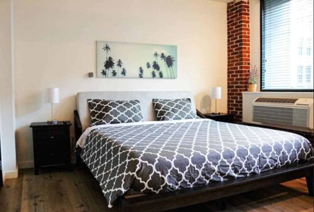 1 BEDROOM, DELUXE, SUITE