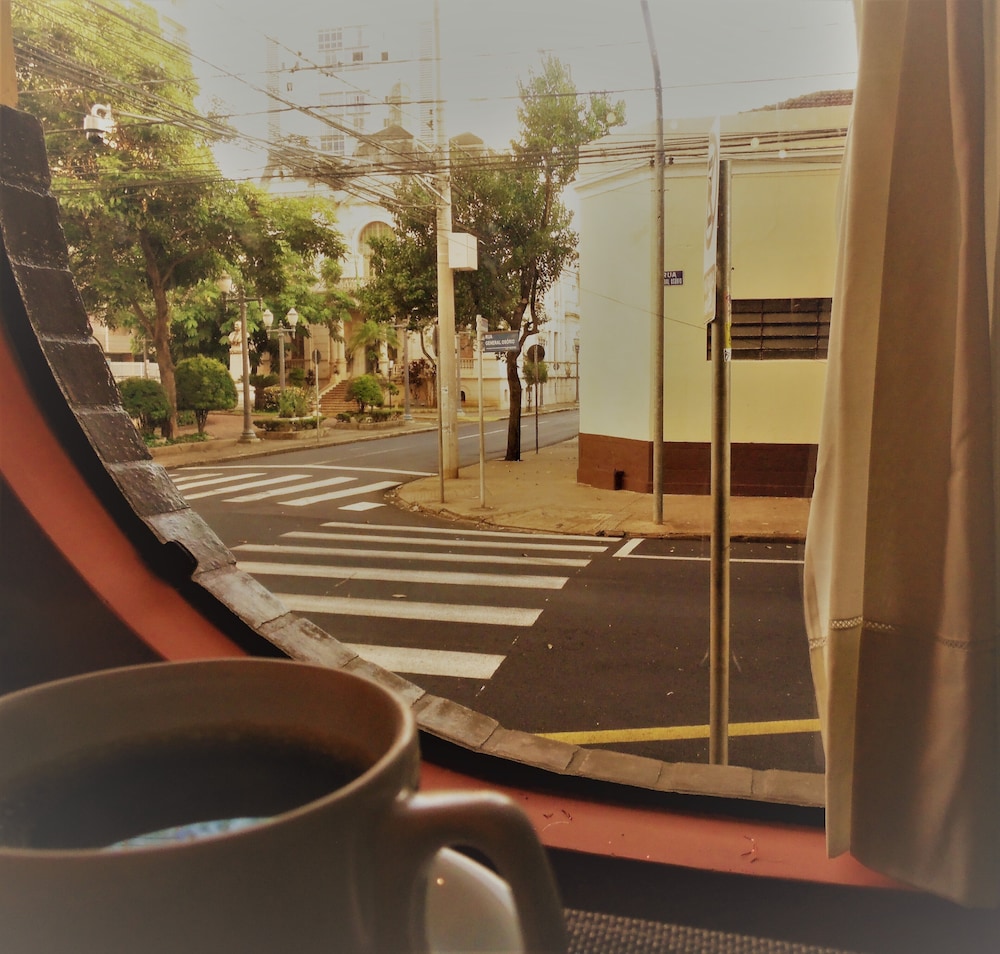 Black Stream Hotel 46/50