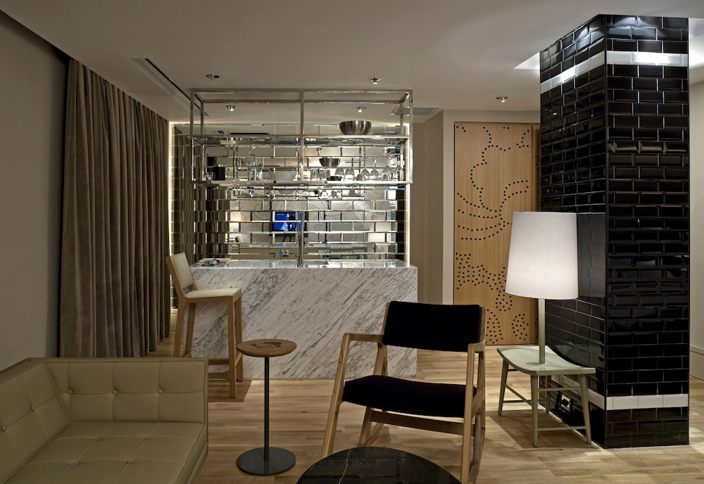 Witt Hotel 42/56