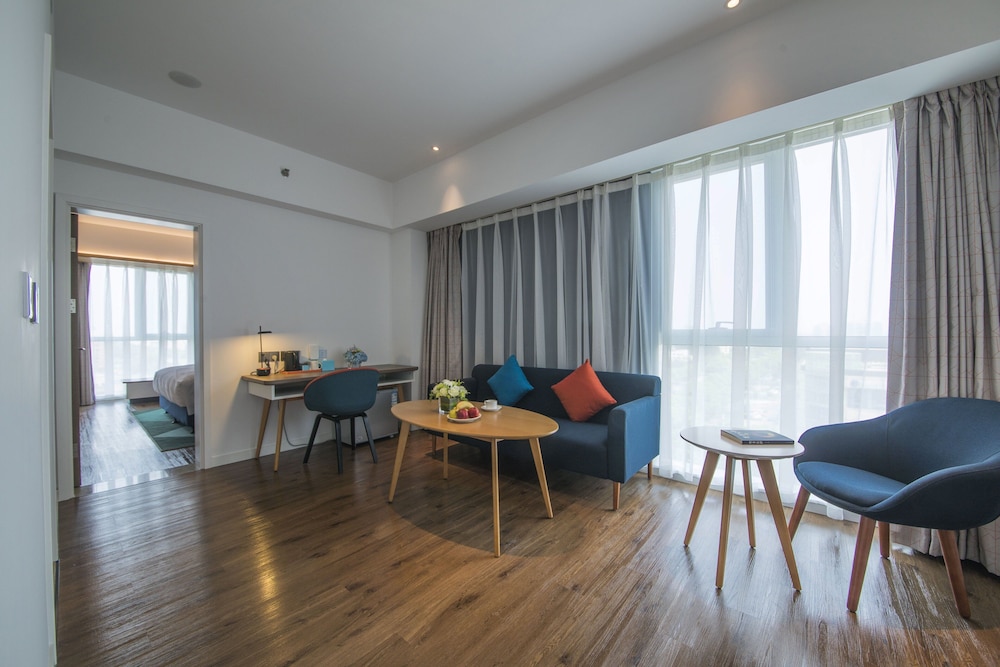 Holiday Inn Express Qingdao Chengyang Central 41/59