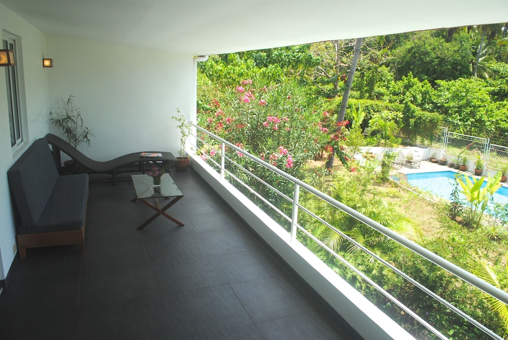 Marpas Apartments 2/44