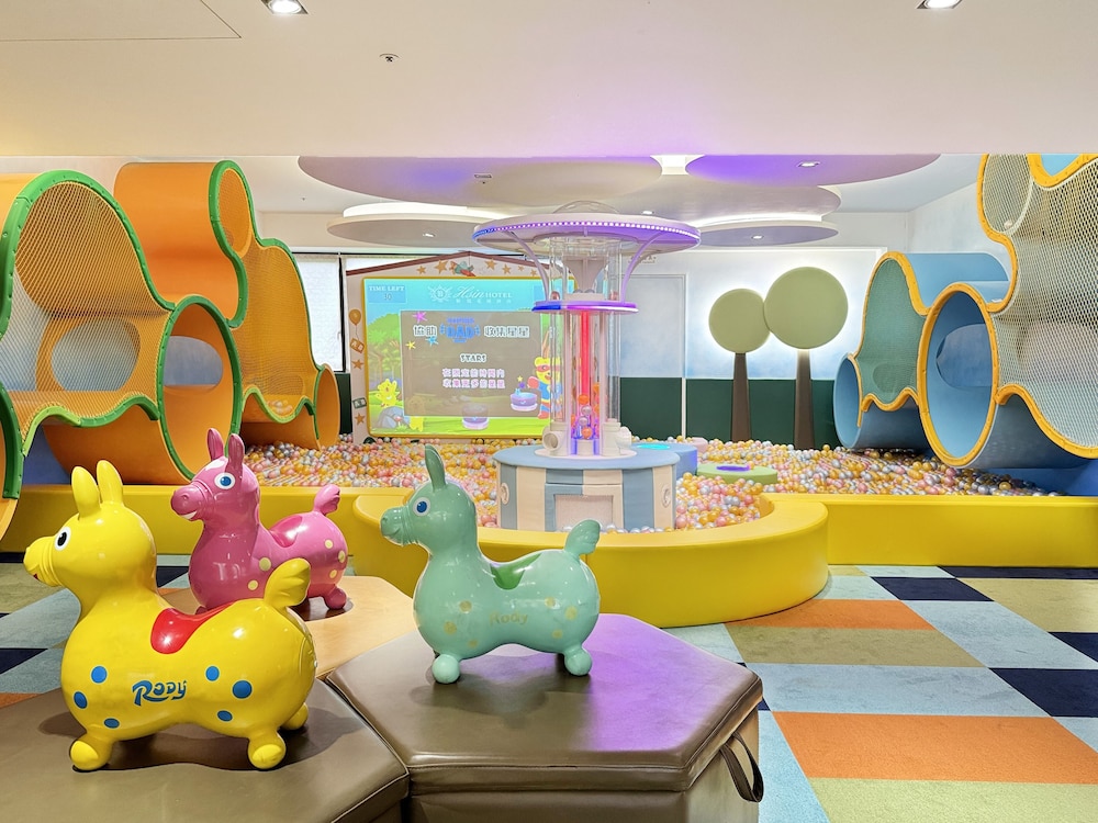 Hsin Hotel 37/49