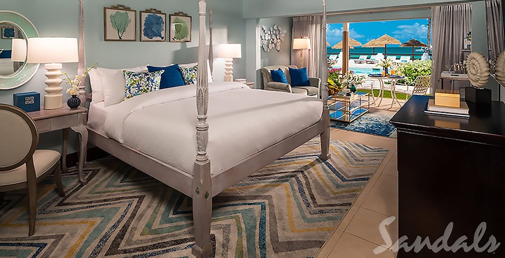 1 Bedroom, Walkout, Club, Luxury, Suite, King Bed, Ocean View