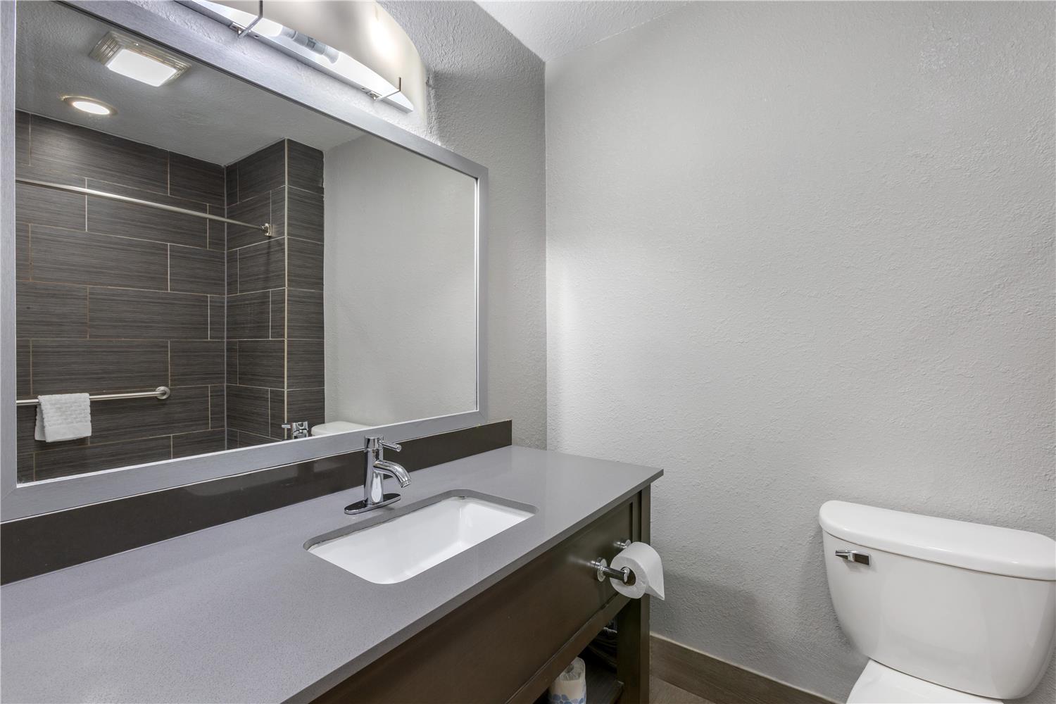 غرفة بسريرين كوين، Best Western Plus Lampasas Inn and Suites 4/4